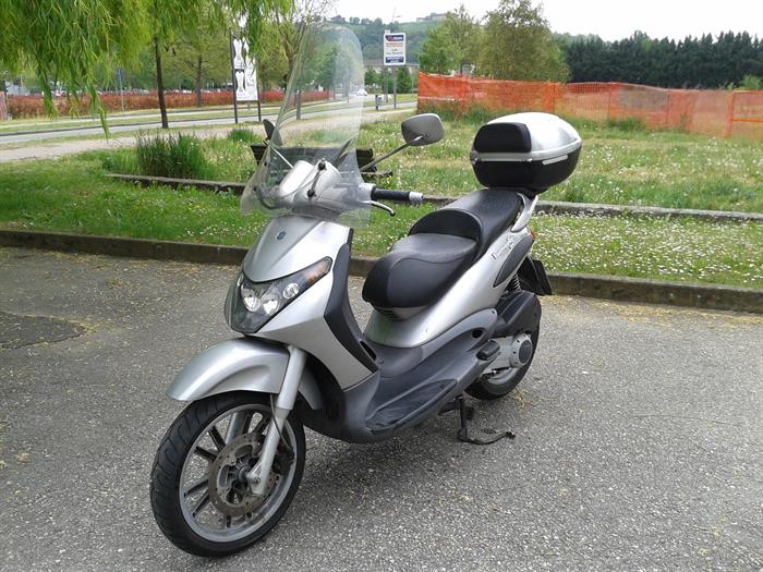 Piaggio Beverly 200