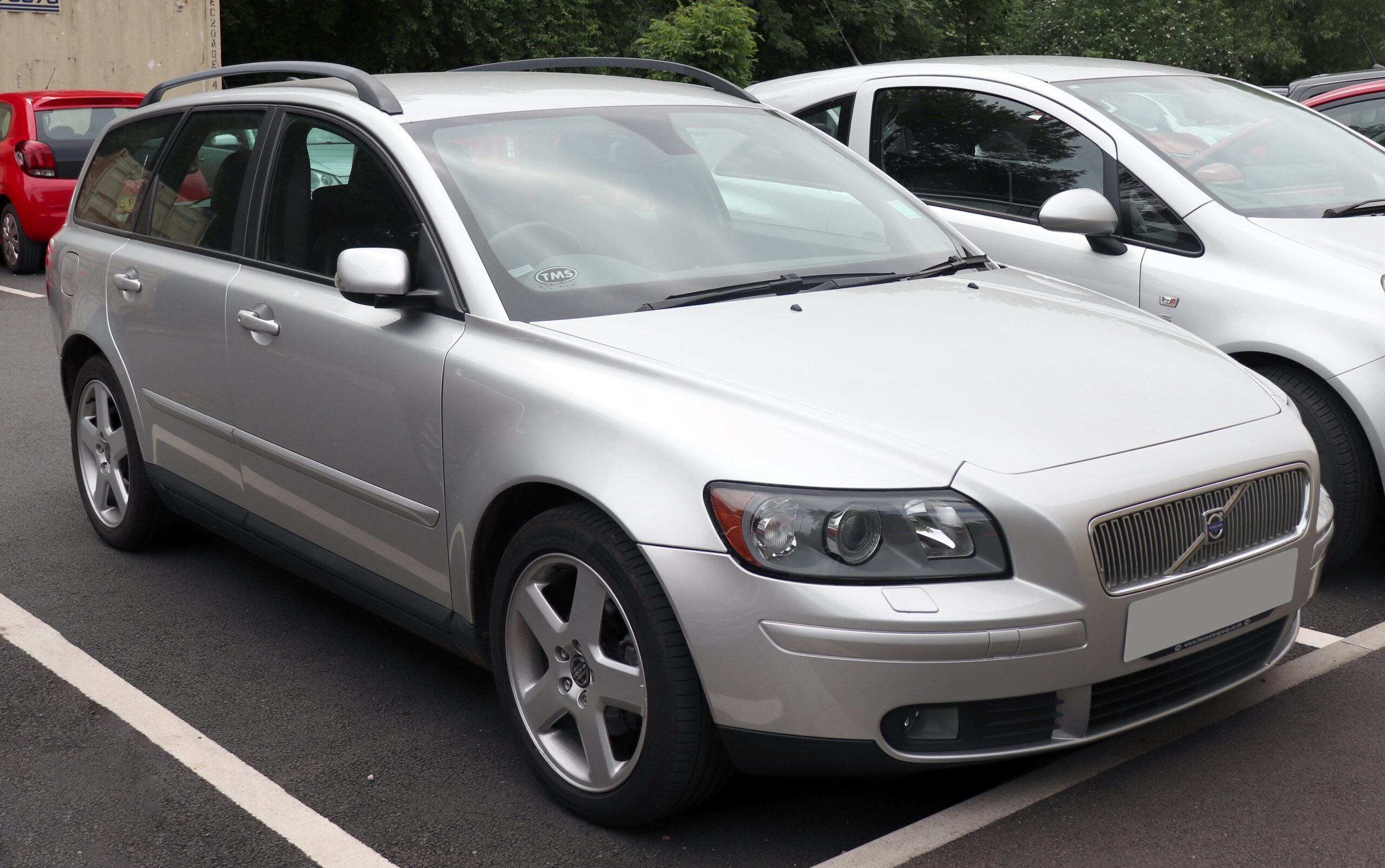  Volvo V50